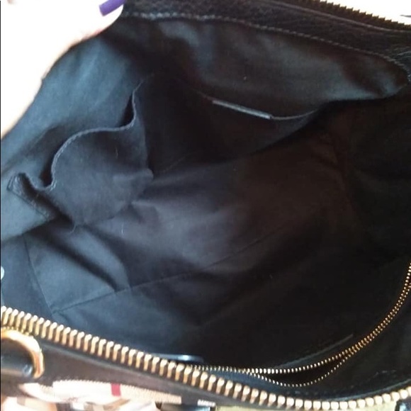 🎈SOLD🎈 Authentic SM Gladstone Burberry tote - Picture 6 of 8